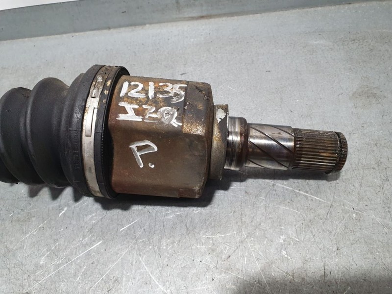 Recambio de transmision delantera izquierda para nissan primera berlina (p12) acenta referencia OEM IAM 439100  