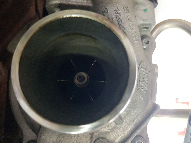 Recambio de motor completo para ford focus iv (hn) 1.0 ecoboost referencia OEM IAM R0DB PENDIENTE REVISAR, CARTER ROTO NR18505E