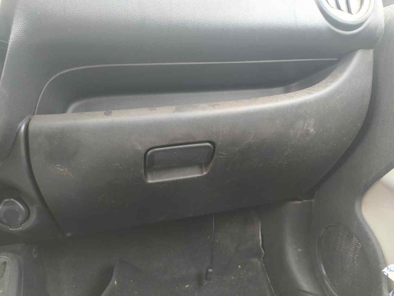 Recambio de guantera para mitsubishi space star (a00) kaiteki referencia OEM IAM 8006A304XA  