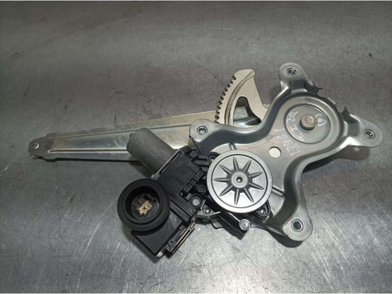 Recambio de elevalunas trasero izquierdo para lexus is 300h referencia OEM IAM 8571053121 0620204792 DENSO