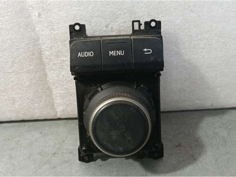 Recambio de mando multifuncion para lexus is 300h referencia OEM IAM 8478053240  MANDO RADIO Y GPS