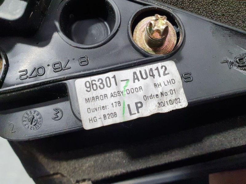 Recambio de retrovisor derecho para nissan primera berlina (p12) acenta referencia OEM IAM 96301AU412  ELECTRICO 5 CABLES