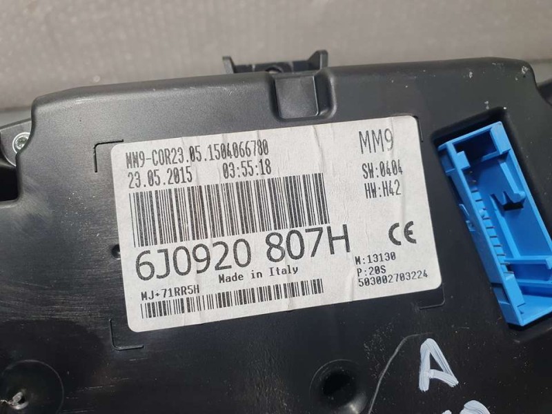 Recambio de cuadro instrumentos para seat ibiza (6j5) style i-tech 30 aniversario referencia OEM IAM 6J0920807H  