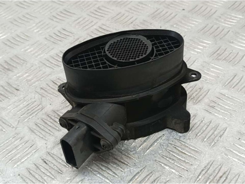 Recambio de caudalimetro para bmw serie 3 berlina (e46) 320d referencia OEM IAM 77870760 0928400468 BOSCH