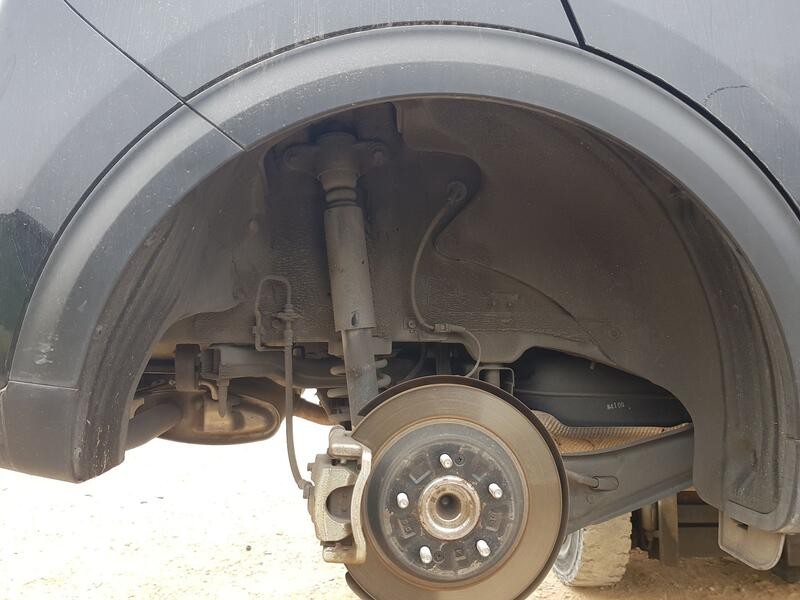 Recambio de plastico pase rueda tras. dch. para kia niro i (de) 1.6 gdi hybrid referencia OEM IAM 86822G5001  