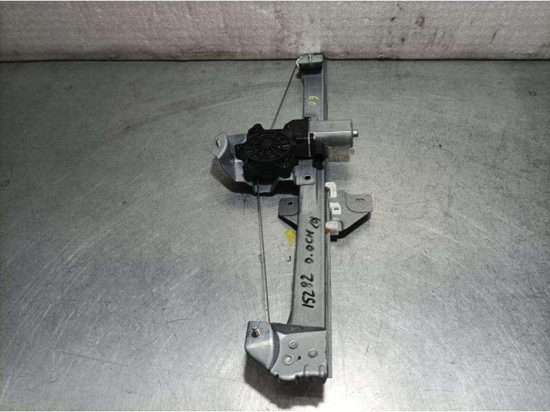 Recambio de elevalunas delantero derecho para renault express van referencia OEM IAM 128001471B  ELECTRICO 2 PINS