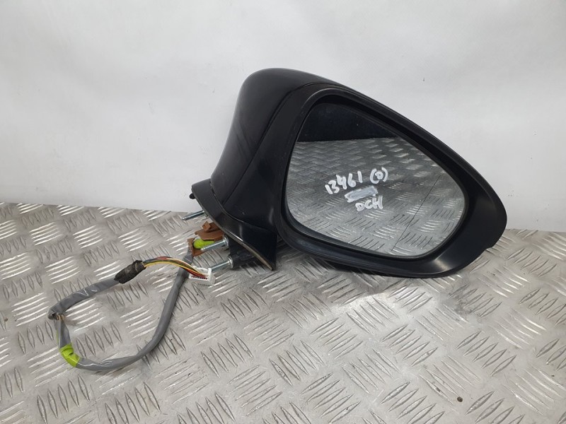 Recambio de retrovisor derecho para lexus is 300h referencia OEM IAM SIN REF  ELECTRICO 9 CABLES