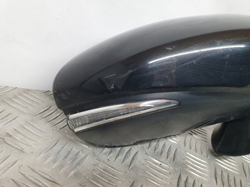 Recambio de retrovisor derecho para lexus is 300h referencia OEM IAM SIN REF  ELECTRICO 9 CABLES