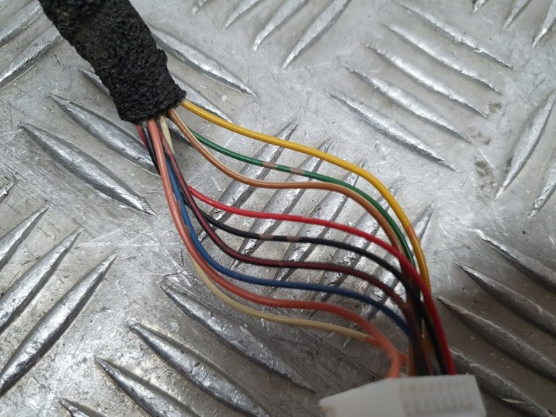 Recambio de retrovisor derecho para lexus is 300h referencia OEM IAM SIN REF  ELECTRICO 9 CABLES