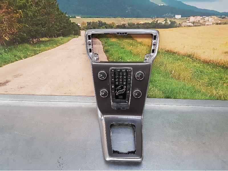 Recambio de mando climatizador para volvo v40 momentum referencia OEM IAM 2786922Y5CS  C/ MANDO RADIO