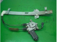 ELEVALUNAS DELANTERO DERECHO 8240434010AT 