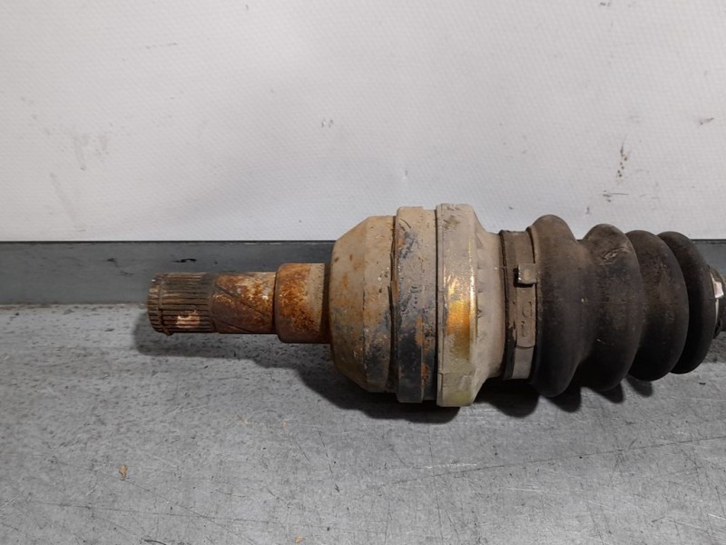 Recambio de transmision delantera derecha para daewoo lanos se referencia OEM IAM SIN REF  