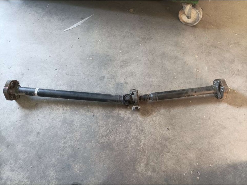 Recambio de transmision central para lexus is 300h referencia OEM IAM PE45  