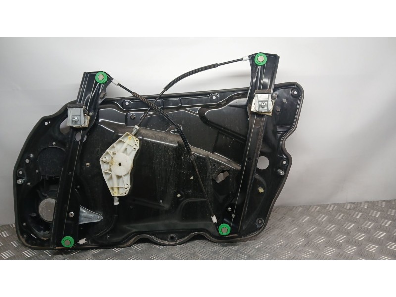 Recambio de elevalunas delantero izquierdo para volkswagen passat b7 (362) 2.0 tdi referencia OEM IAM 3AA837755C ELECTRICO C1923