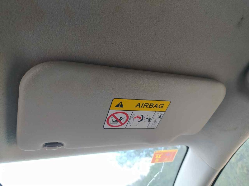 Recambio de parasol derecho para mitsubishi space star (a00) kaiteki referencia OEM IAM 7620B730HB  