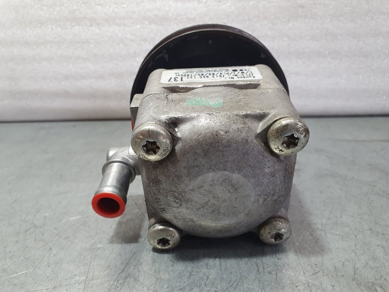 Recambio de bomba direccion para tata safari referencia OEM IAM 7613955137  