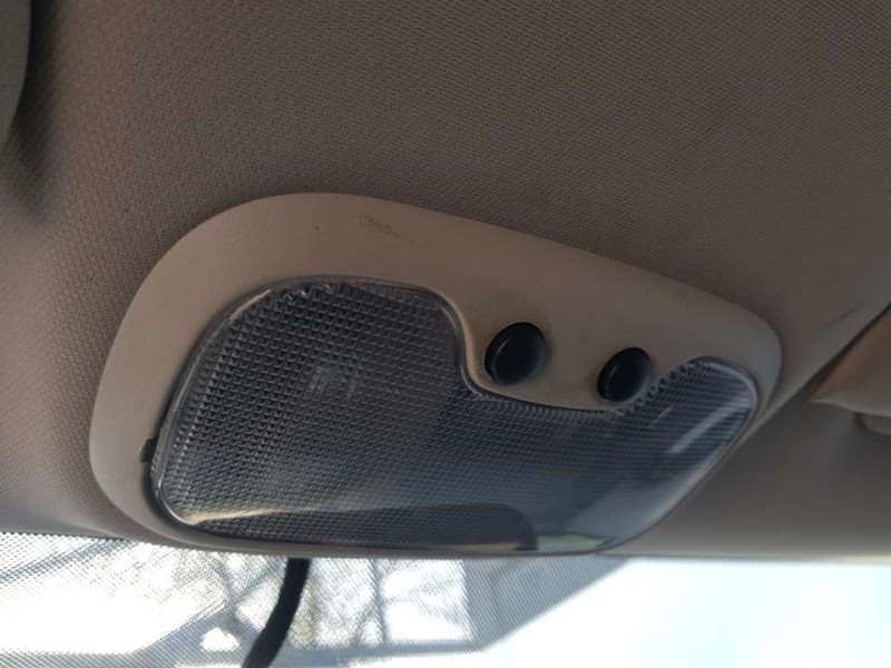 Recambio de luz interior para jeep compass limited 4x2 referencia OEM IAM 1AN73HDAAB  