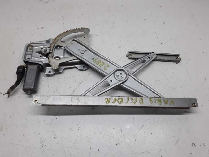 Recambio de elevalunas delantero derecho para toyota yaris (ncp1/nlp1/scp1) 1.0 cat referencia OEM IAM 698100D020 2 PINS ELECTRI