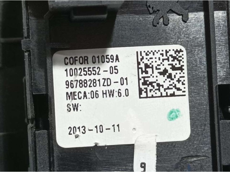 Recambio de mando elevalunas delantero izquierdo para peugeot 308 active referencia OEM IAM 96788281ZD 10025552 ROZADO