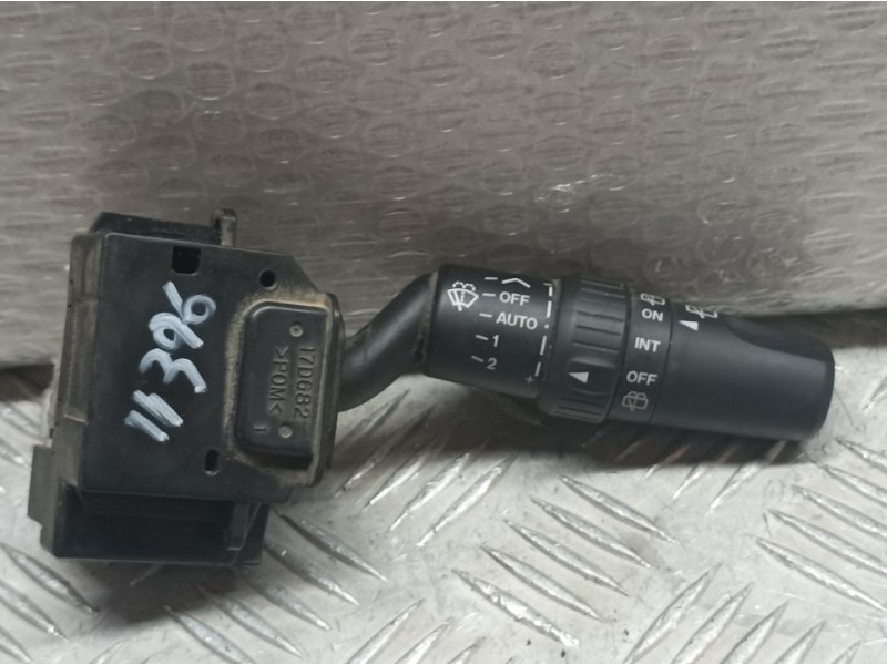 Recambio de mando limpia para mazda 5 berl. (cr) 2.0 sportive referencia OEM IAM 17D682  