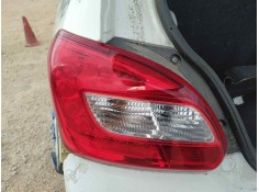 Recambio de piloto trasero izquierdo para mitsubishi space star (a00) kaiteki referencia OEM IAM 8330A781  