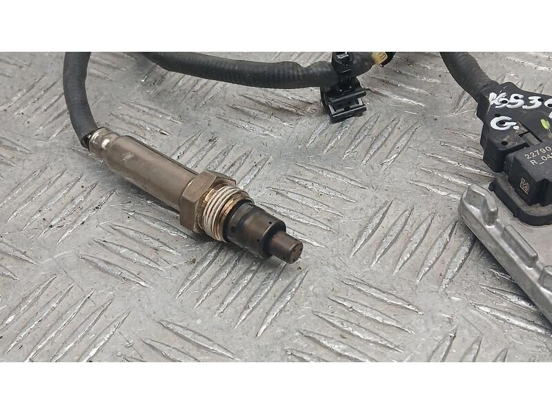 Recambio de sonda lambda para renault express furgoneta/monovolumen 1.5 blue dci 95 (f6ab) referencia OEM IAM 227901389R VITESCO