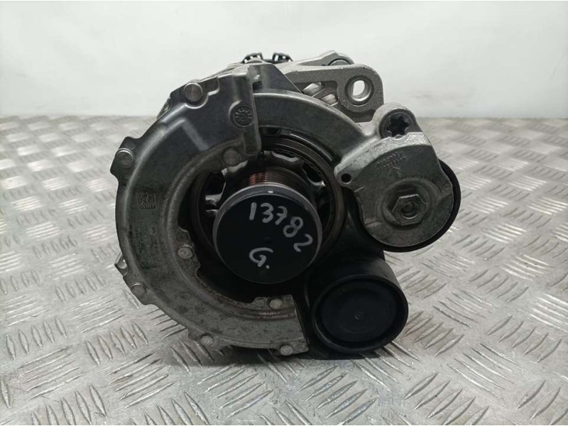 Recambio de alternador para kia stonic (ybcuv) drive referencia OEM IAM 3630007000 2726652 VALEO