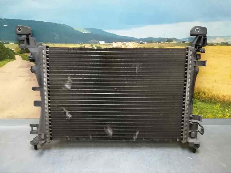 Recambio de radiador agua para fiat grande punto (199) 1.4 8v dynamic referencia OEM IAM 55700447 560961104 BEHR