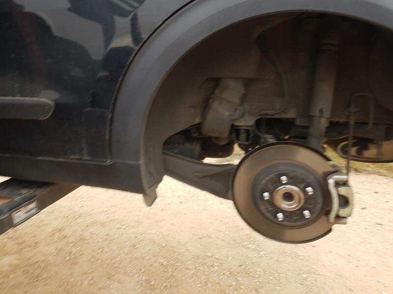 Recambio de plastico pase rueda tras. izq. para kia niro i (de) 1.6 gdi hybrid referencia OEM IAM 86821G5000  