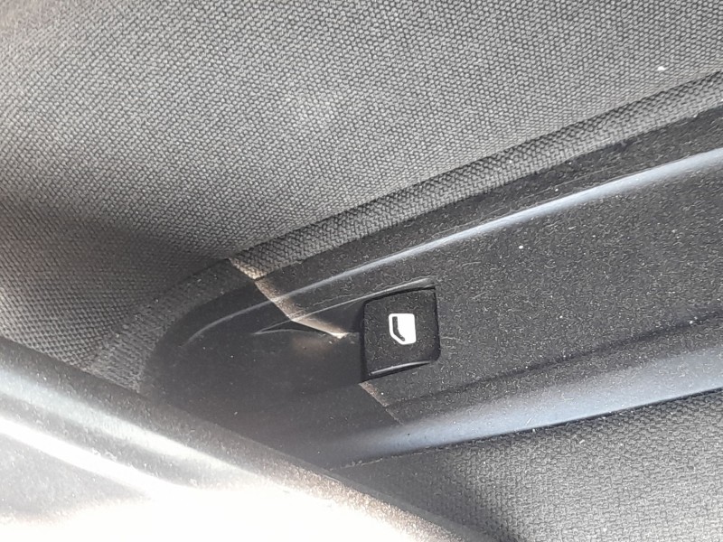 Recambio de mando elevalunas delantero derecho para peugeot 308 ii (lb_, lp_, lw_, lh_, l3_) 1.6 bluehdi 120 referencia OEM IAM 