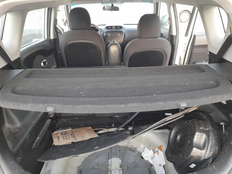 Recambio de bandeja trasera para kia soul ii (ps) 1.6 gdi referencia OEM IAM 85930B2000EQ  