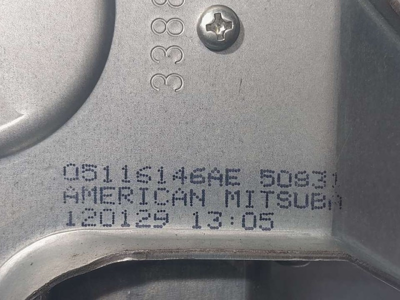 Recambio de motor limpia trasero para jeep compass limited 4x2 referencia OEM IAM 05116146AE  3 PINES