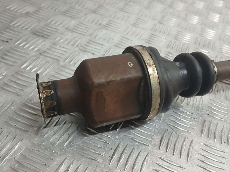 Recambio de transmision delantera derecha para renault twingo acces referencia OEM IAM 8200684084  