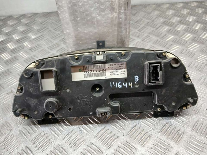 Recambio de cuadro instrumentos para citroën xsara berlina 1.6i 16v premier referencia OEM IAM 9648817880 216720796A SAGEM