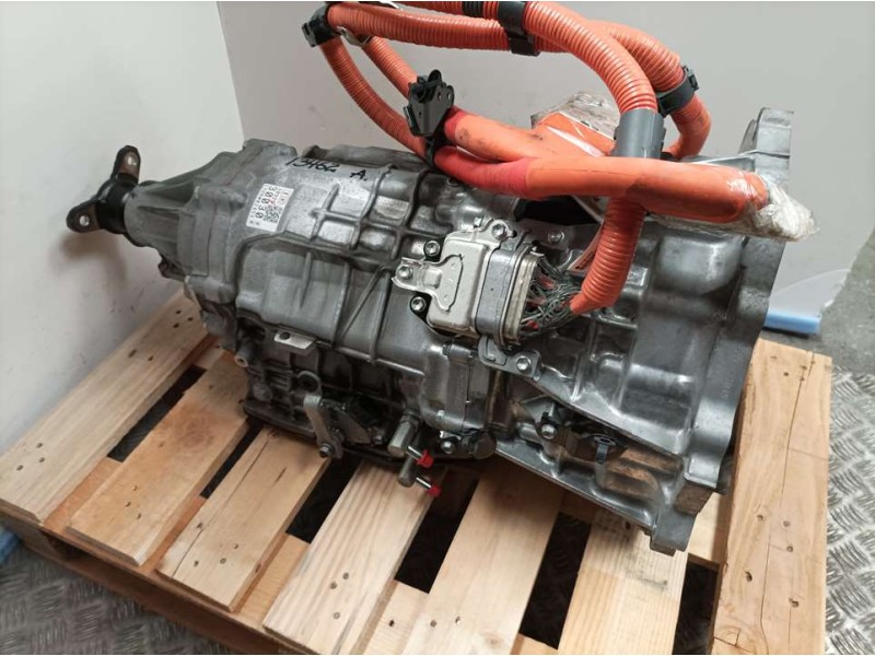 Recambio de caja cambios para lexus is 300h referencia OEM IAM 17H8W02425 30030 AUTOMATICA