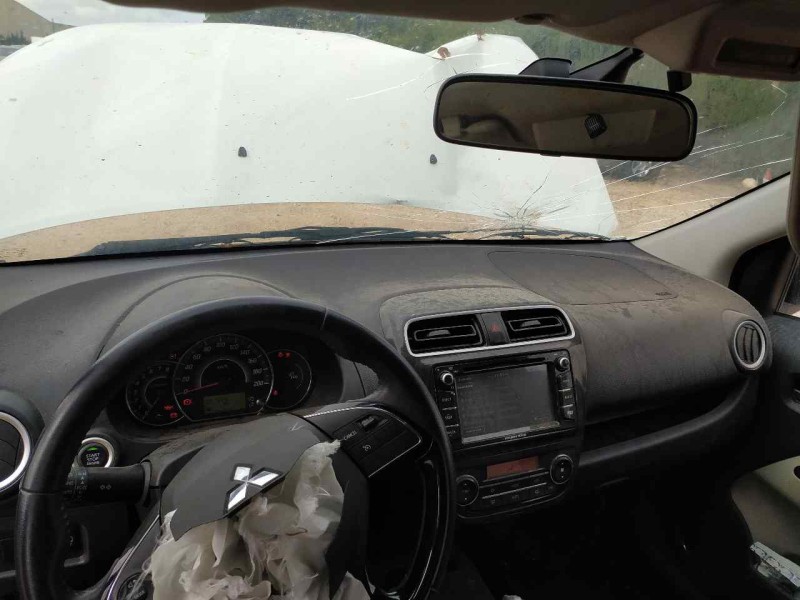 Recambio de salpicadero para mitsubishi space star (a00) kaiteki referencia OEM IAM 8000A523XA  