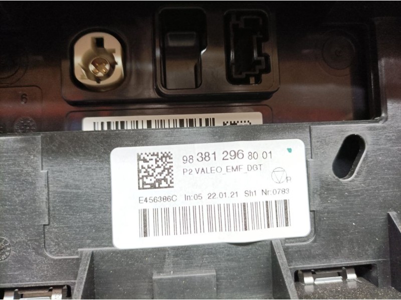 Recambio de sistema navegacion gps para peugeot 208 (p2) active referencia OEM IAM 9838129680 E456386C VALEO