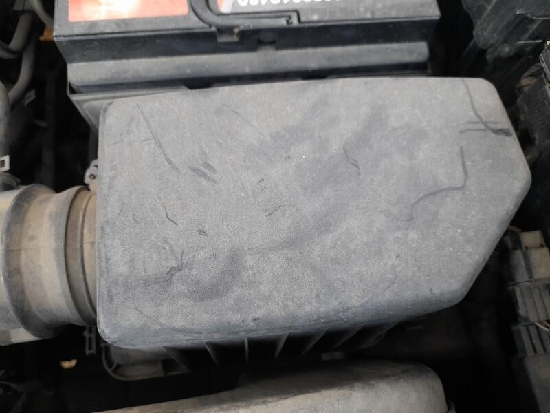 Recambio de carcasa filtro aire para kia soul ii (ps) 1.6 gdi referencia OEM IAM 28110B2000  