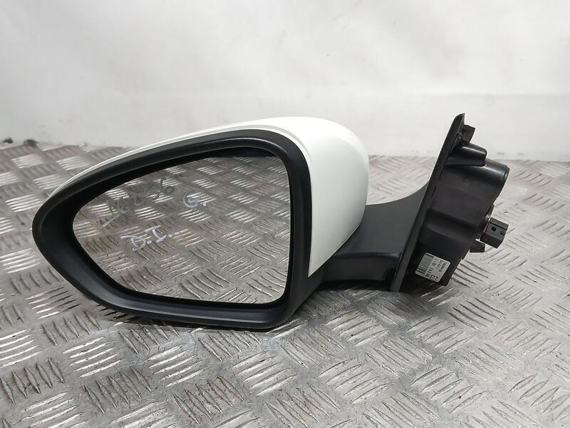 Recambio de retrovisor izquierdo para fiat tipo ii (357) fam lounge referencia OEM IAM 7356906410E  ELECTRICO
