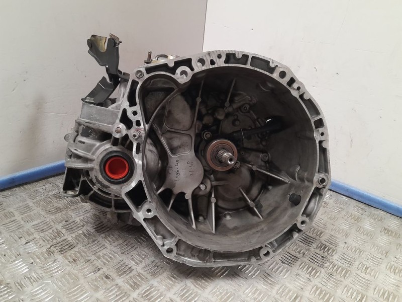 Recambio de caja cambios para nissan primera berlina (p12) acenta referencia OEM IAM ND0101 8200210643 6VELOCIDADES