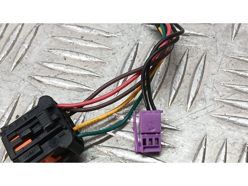 Recambio de retrovisor derecho para peugeot expert furgoneta (v_) 1.6 bluehdi 115 referencia OEM IAM 96362194 ELECTRICO 5 Y 2 CA