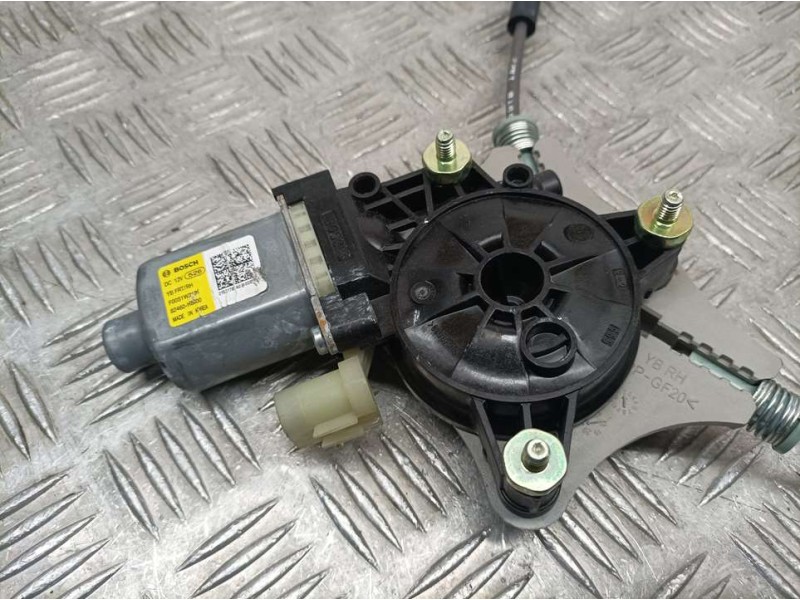 Recambio de elevalunas delantero derecho para kia stonic (ybcuv) drive referencia OEM IAM 82460H8000 F00S1W196 BOSCH ELECTRICO 2