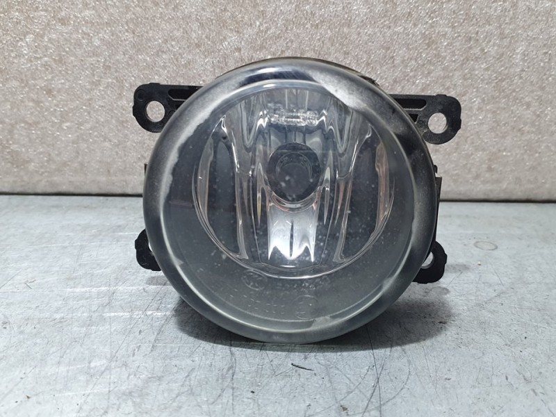 Recambio de faro antiniebla derecho para renault megane iii berlina 5 p dynamique referencia OEM IAM 82000740008 89202503 VALEO