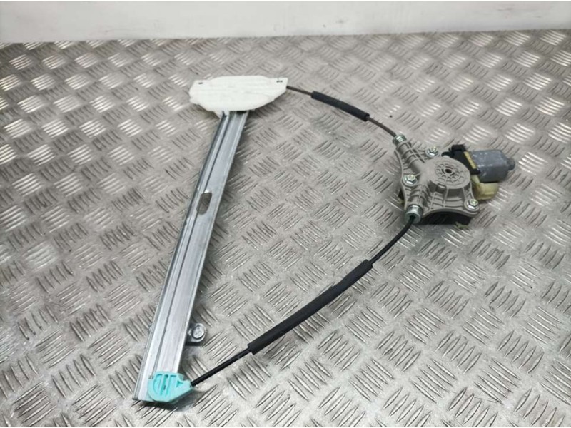 Recambio de elevalunas delantero derecho para kia stonic (ybcuv) drive referencia OEM IAM 82460H8000 F00S1W196 BOSCH ELECTRICO 2