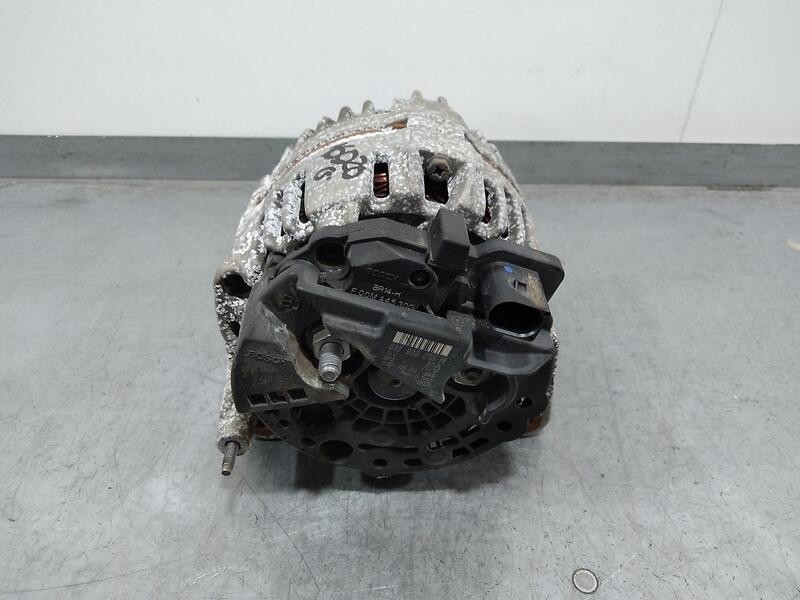 Recambio de alternador para seat ibiza (6j5) stylance referencia OEM IAM 037903025 f00m45300 / Bosch