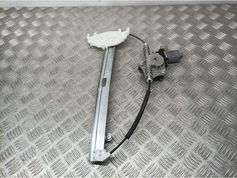 Recambio de elevalunas trasero derecho para kia stonic (ybcuv) drive referencia OEM IAM 83460H8000 F00S1W2198 BOSCH ELECTRICO 2 