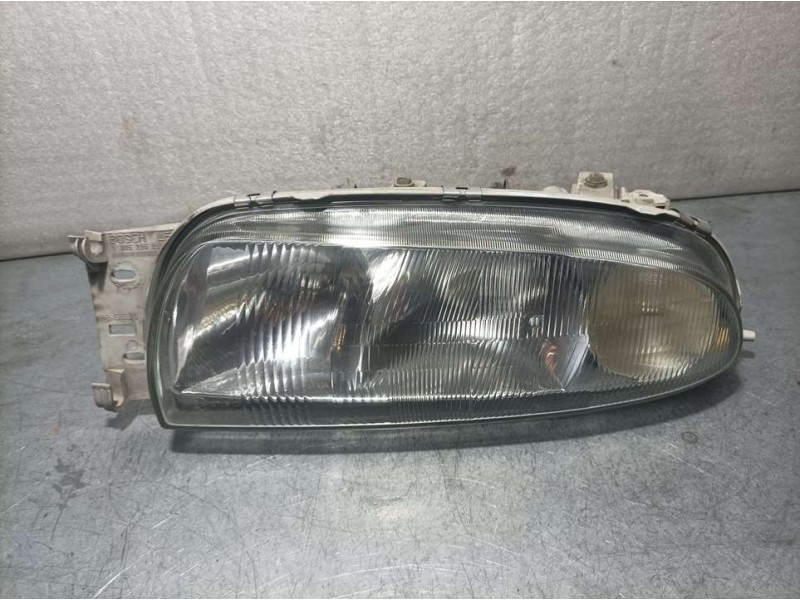 Recambio de faro izquierdo para ford fiesta berlina básico referencia OEM IAM 96FG13006BC 0301049001 BOSCH