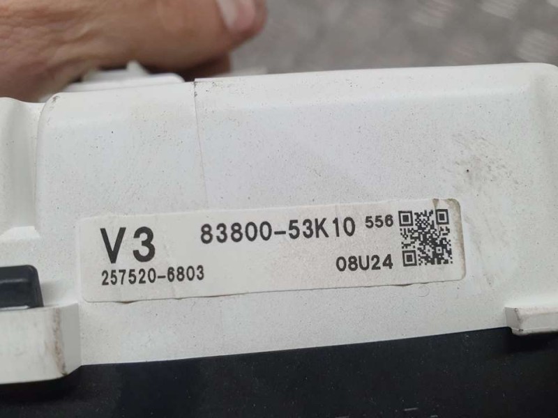 Recambio de cuadro instrumentos para lexus is 300h referencia OEM IAM 8380053K10 2575206803 