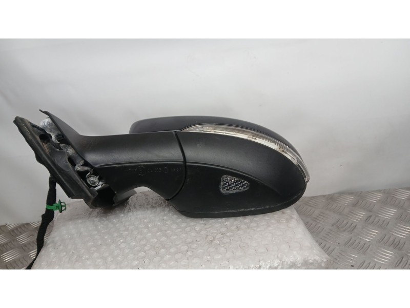 Recambio de retrovisor izquierdo para volkswagen passat b7 (362) 2.0 tdi referencia OEM IAM 3AA857507M ELECTRICO 9 Y 2 CABLES RO