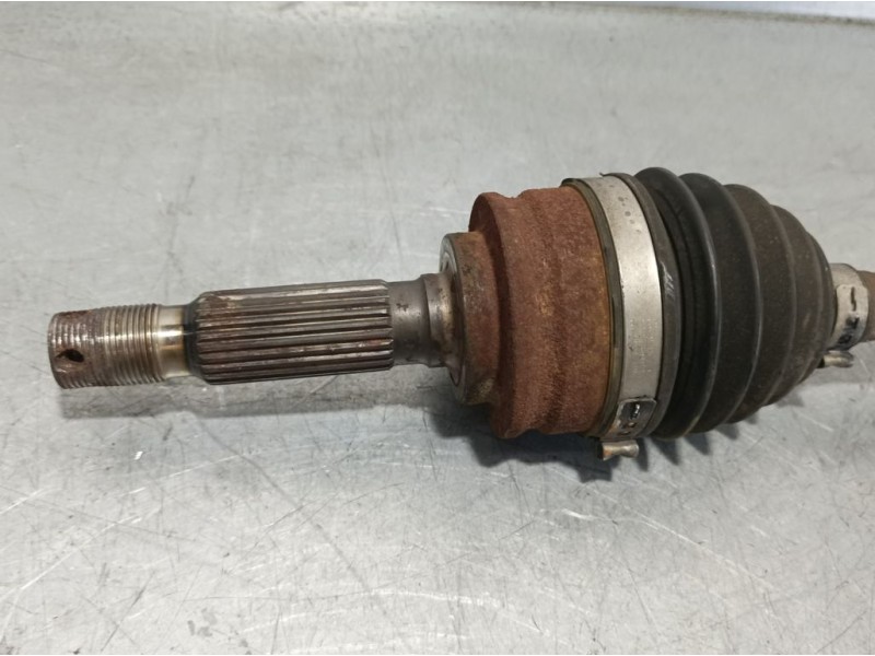 Recambio de transmision trasera derecha para jeep compass limited referencia OEM IAM 5085240AB  